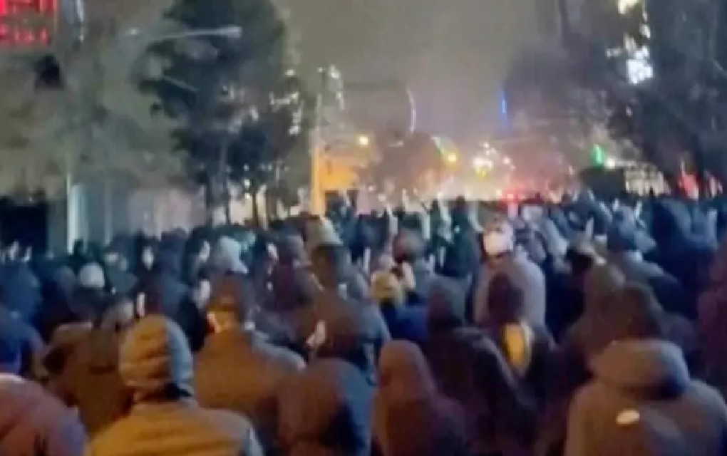 Protesti u Iranu: Pahlavi pozvao narod na ulice, više od 2.600 privedenih, raste broj žrtava