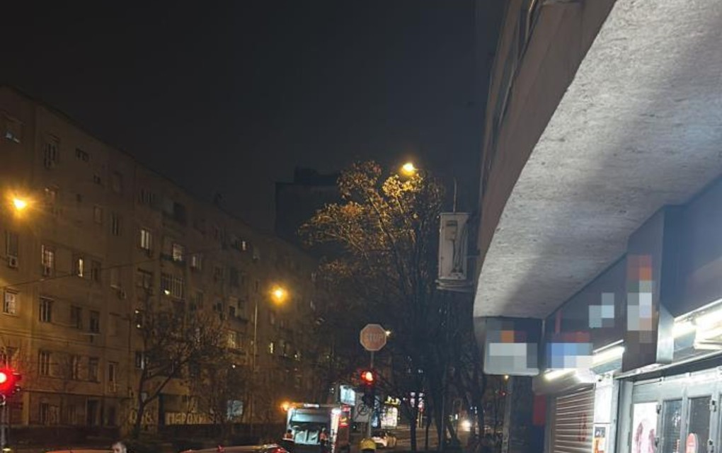 PRVE SLIKE S MESTA MISTERIOZNE SMRTI CRNOGORKE (24) NA PALILULI! Ljudi šetali ulicom kada je odjednom PALO TELO: Poginula je na moje oči! Ne mogu da dođem sebi