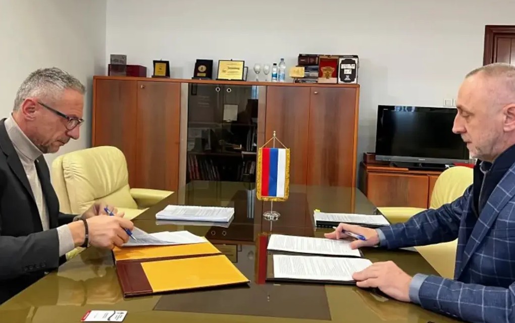 VELIKA OČEKIVANJA: Ministar Radan Ostojić preuzeo dužnost