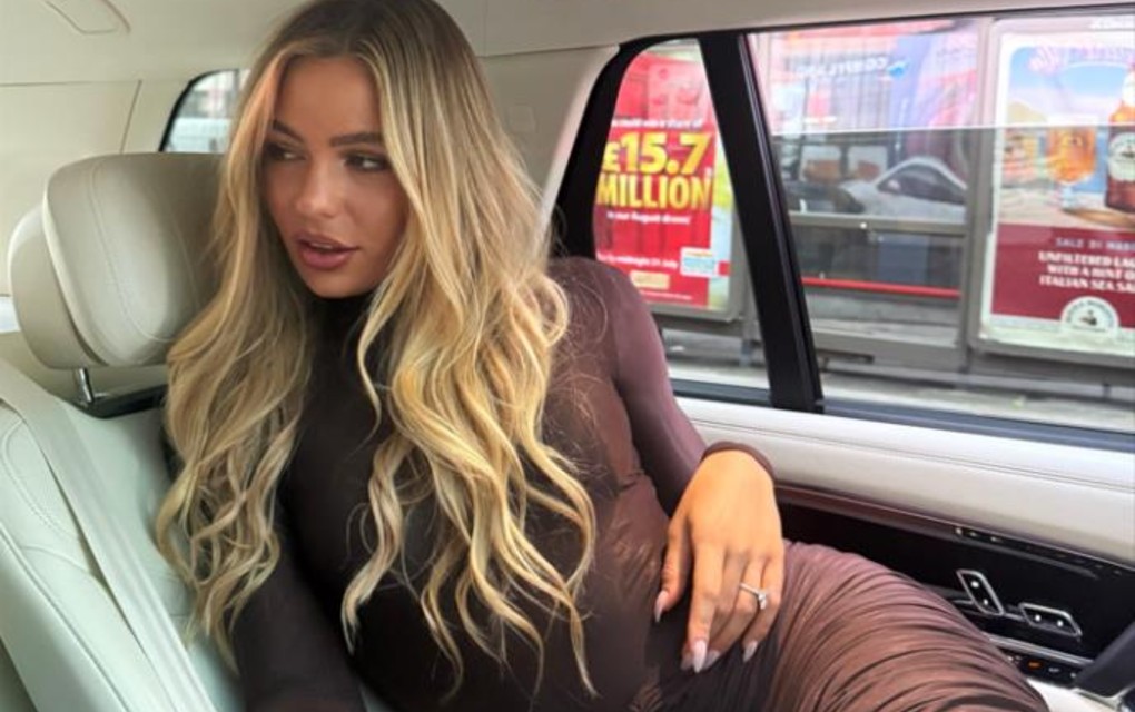 ČAROBNA PLAVUŠA PRIVLAČI PAŽNJU CELOG SVETA: Juta je zvanično najlepša sportistkinja na ZOI! Postala je čuvena kada je otkopčala kombinezon