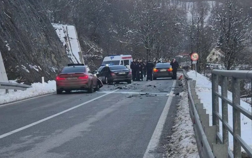 Karambol u pratnji Milojka Spajića! Ukrajinac udario u vozilo, tri policajca teško povrijeđena!