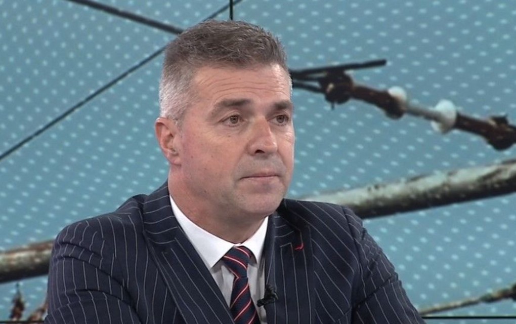 Direktor GRAS-a pokušao ući u službene prostorije dok je ispitivan uhapšeni vozač, policija ga spriječila