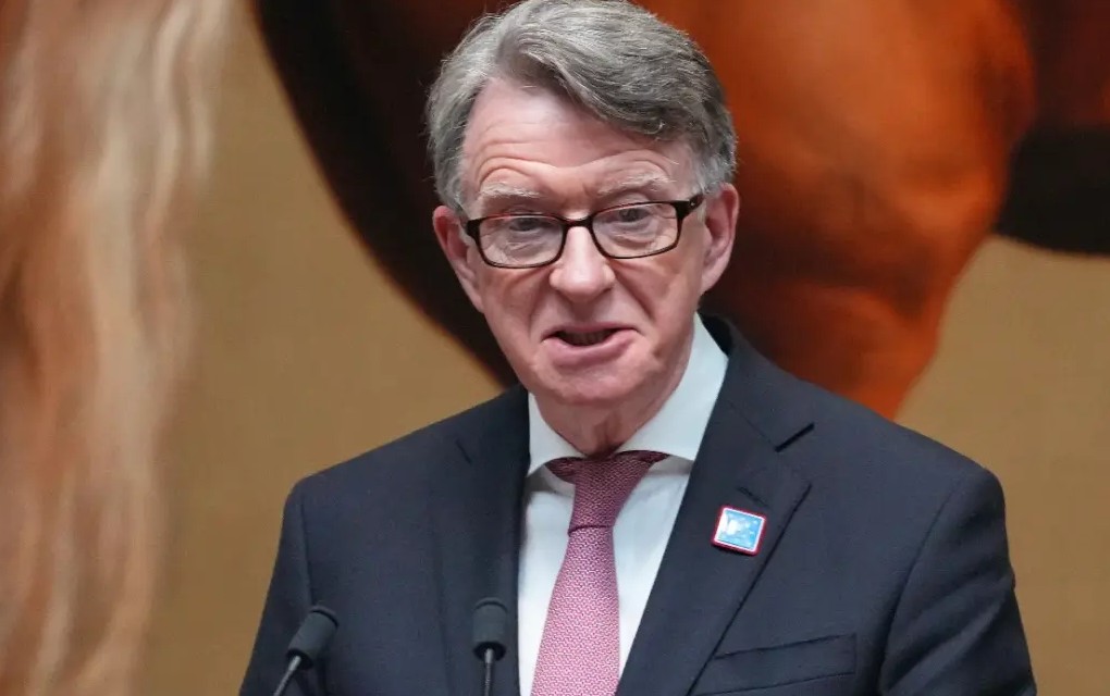 Piter Mandelson podnio ostavku u Domu lordova zbog veza sa Epstajnom