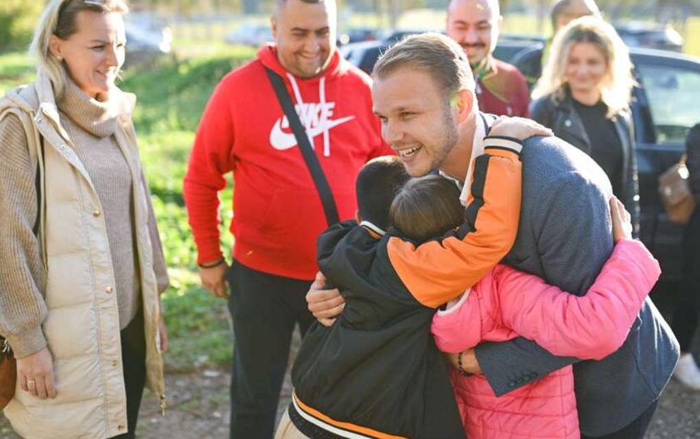 Draško svečano otvorio ustanovu koja NE POSTOJI: Godinu i po nakon presjecanja vrpce, VRTIĆ u Novoseliji zarastao u korov