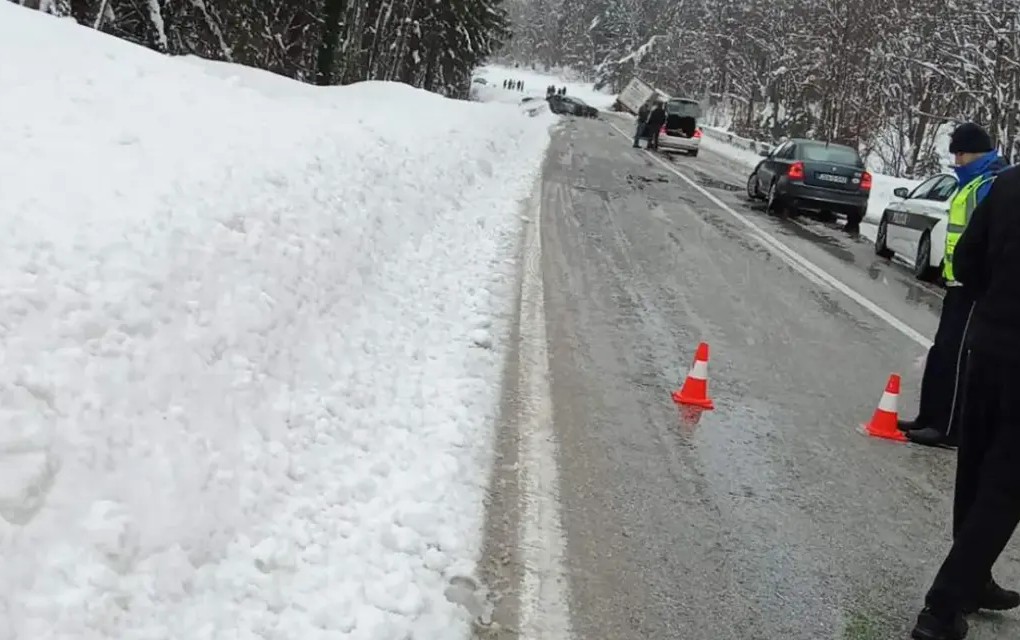 U nesreći kod Ključa poginuo mladi policajac MUP-a RS, kolega u kritičnom stanju