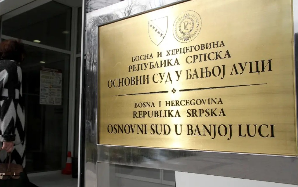 Oglasio se Osnovni sud u Banjaluci o zahtjevu VSTS za brisanje Dodika iz registra