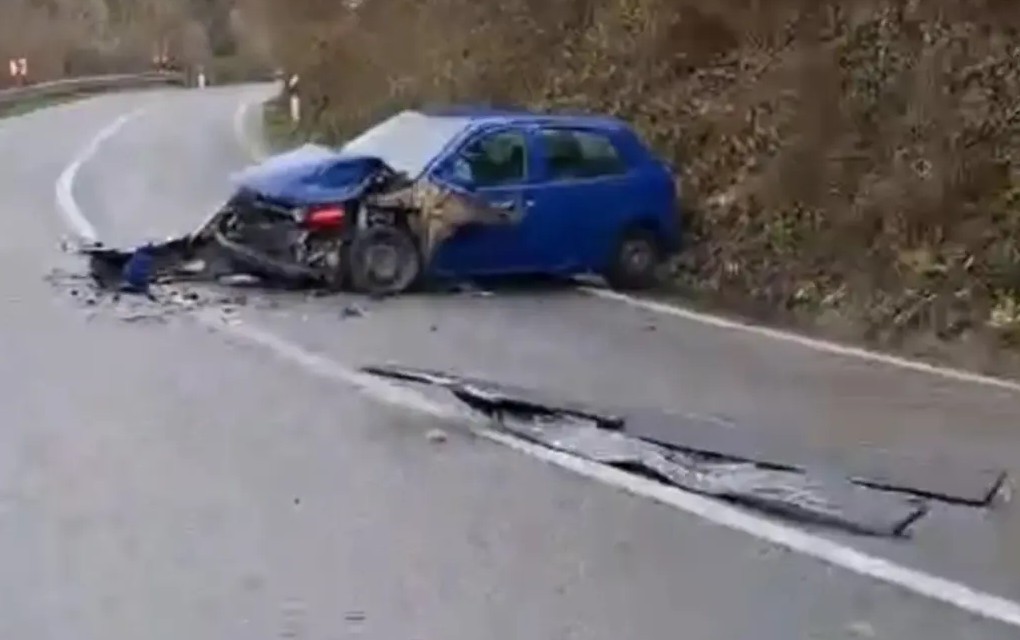 Auto smrvljen, stravični prizori: Novi težak udes u BiH