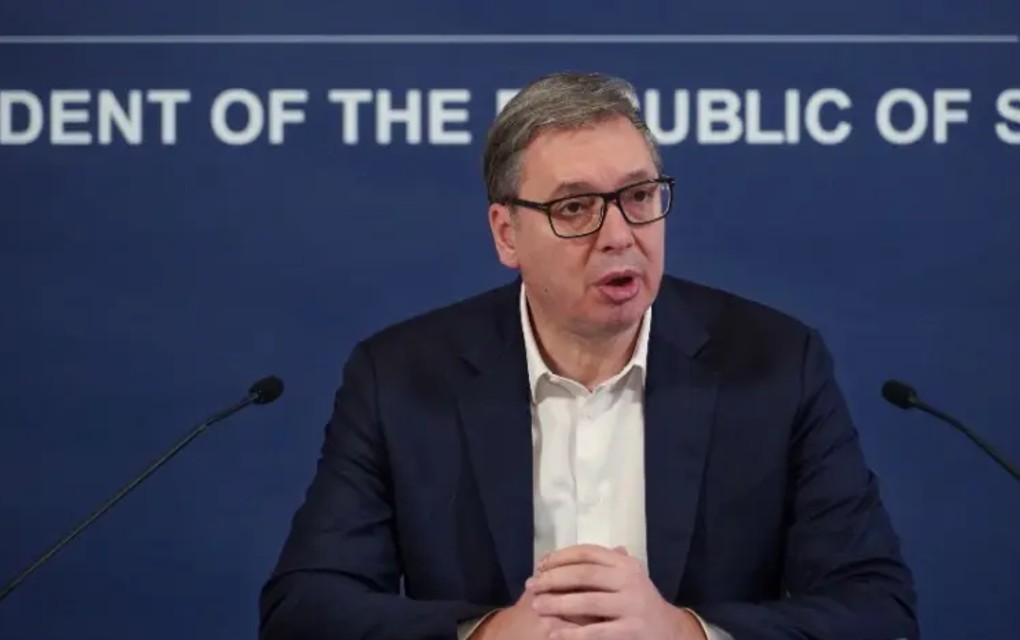 Vučić uputio saučešće Dodiku: Neka uspomena na majku bude vječna utjeha