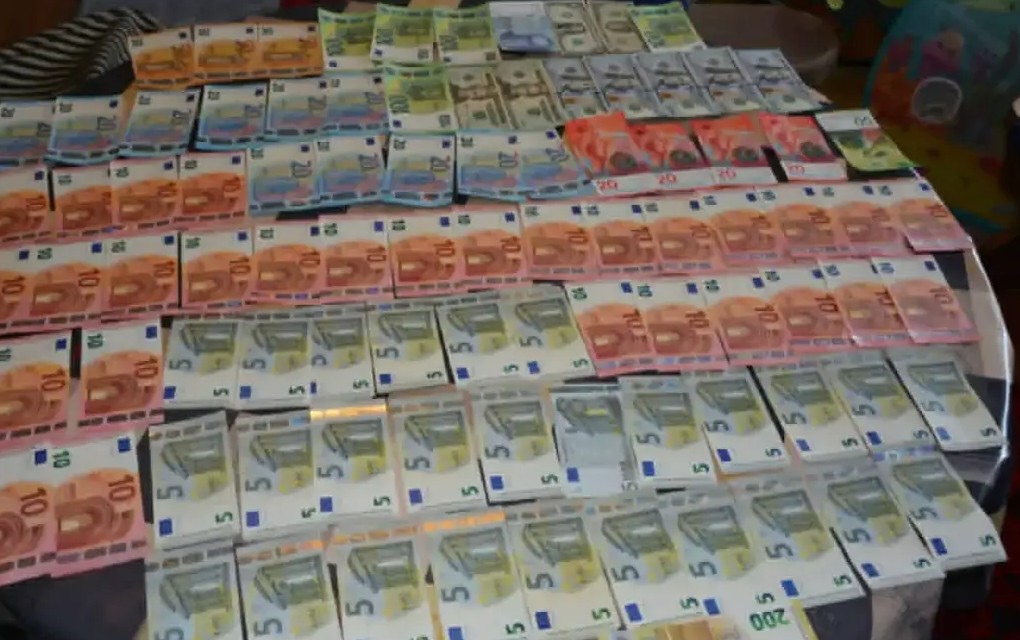 Akcija ”Hidden” otkrila 2,7 kilograma droge i 11.000 maraka