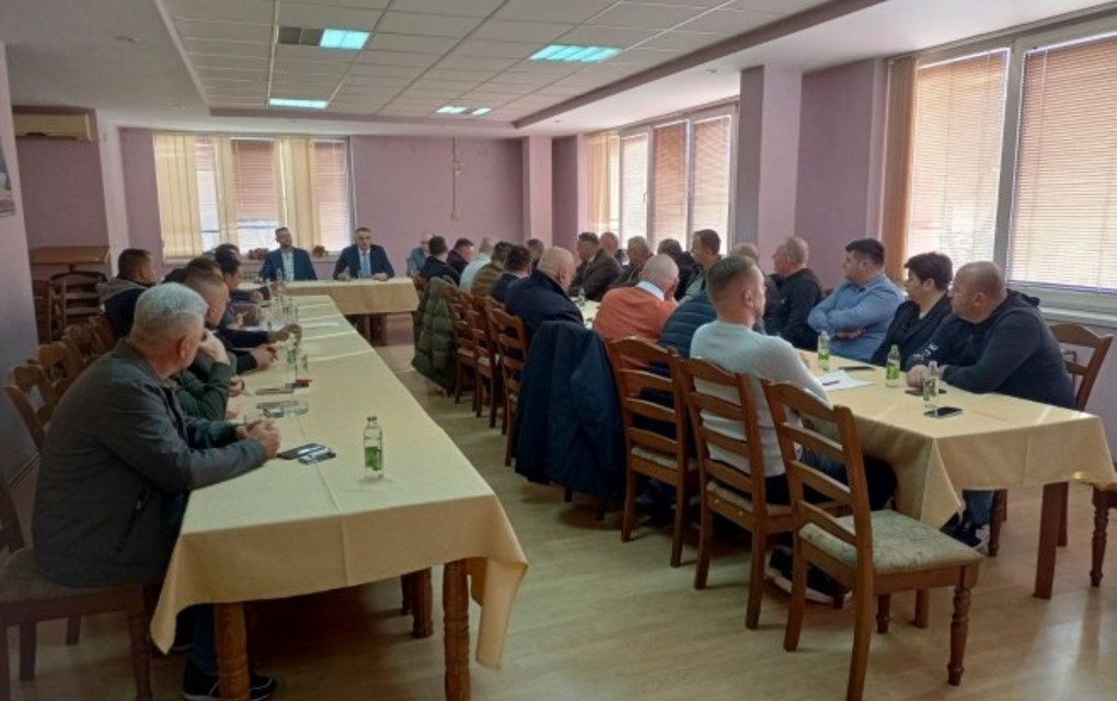 Opštinski odbor DEMOS-a u Šamcu pridružio se SNSD-u