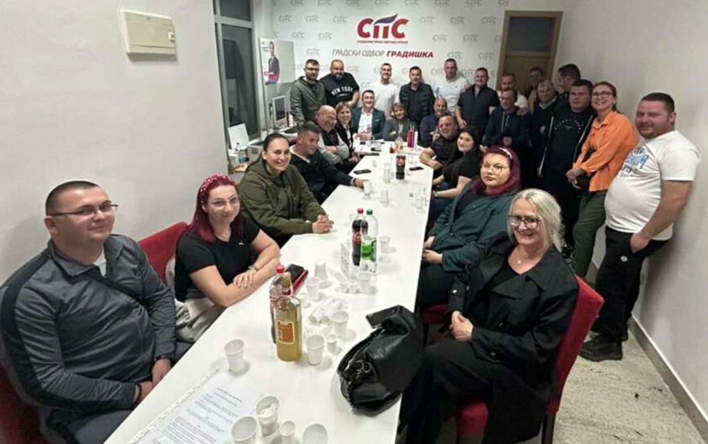 SPS Gradiška održao sastanak: Lični interes ne može biti iznad partije i naroda