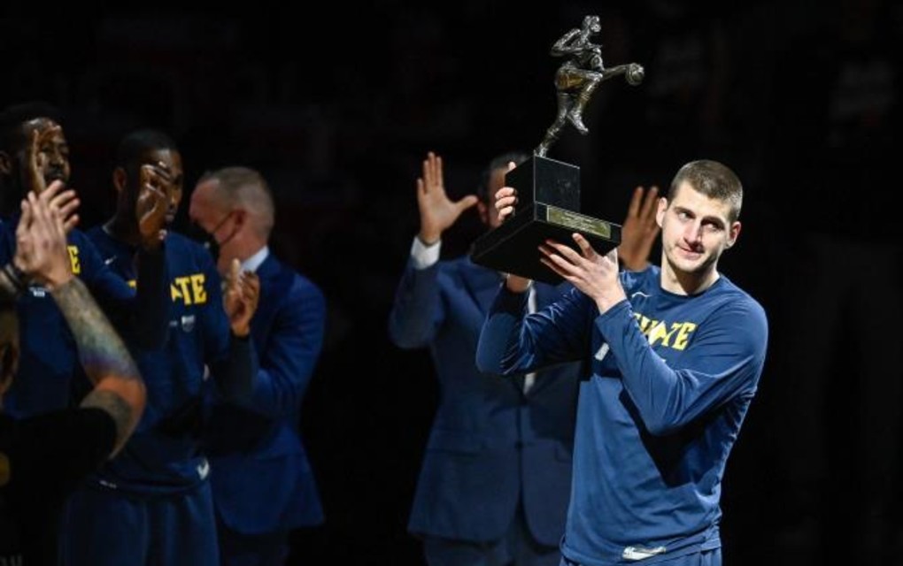 JOKIĆ U FINALNOJ TRCI ZA MVP NAGRADU! NBA liga objavila imena trojice finalista, nema Luke Dončića! Podigla se velika bura u javnosti!