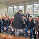 pećanac sa poljoprivrednicima