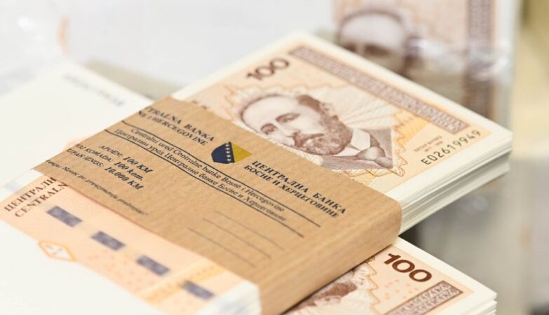 rast plata u srpskoj