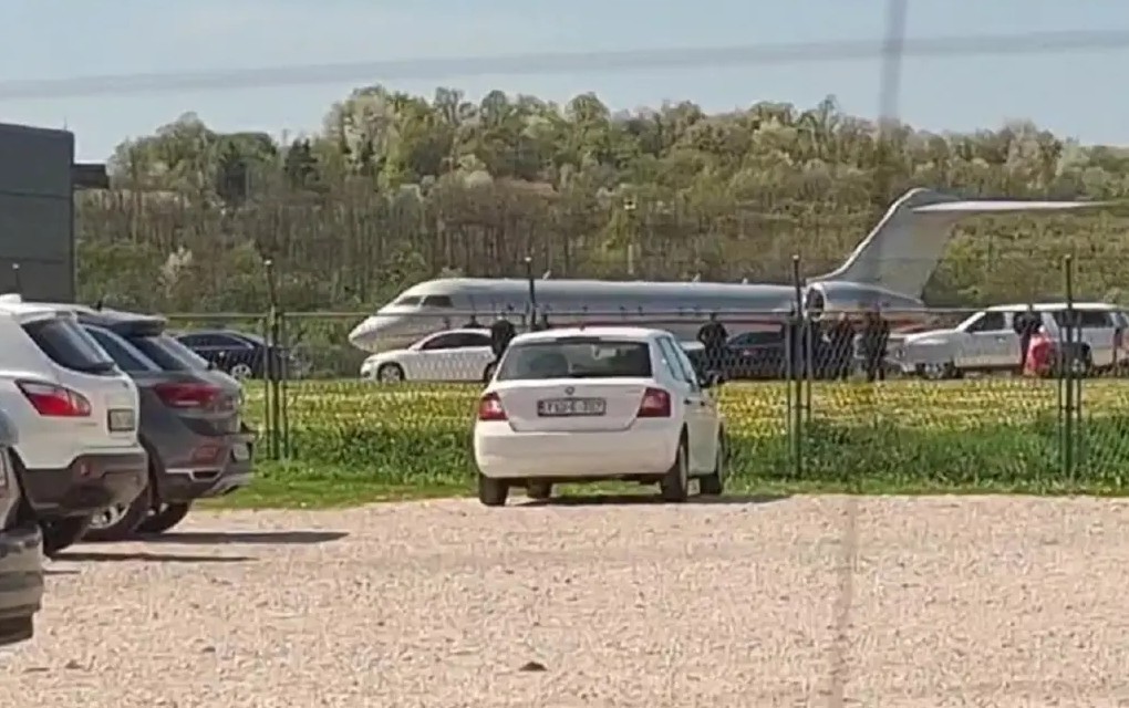 Avion odletio sa banjalučkog aerodroma: Tramp Mlađi završio posjetu Srpskoj