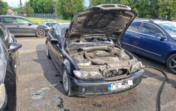 zapaljen auto