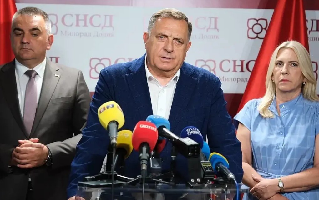 Savo Minić i Željka Cvijanović ulaze u izbornu trku za dvije najvažnije funkcije