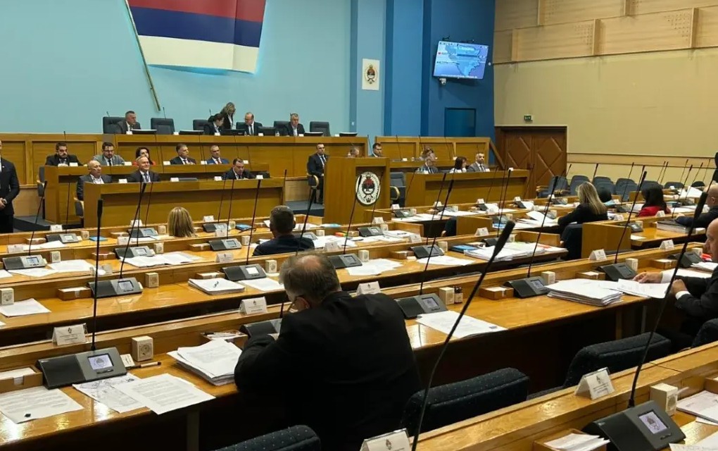 Narodna skupština usvojila rebalans budžeta i skraćenje pripravničkog staža