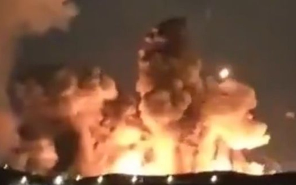 Tramp ispunio obećanje: Počeli MASOVNI udari na Iran