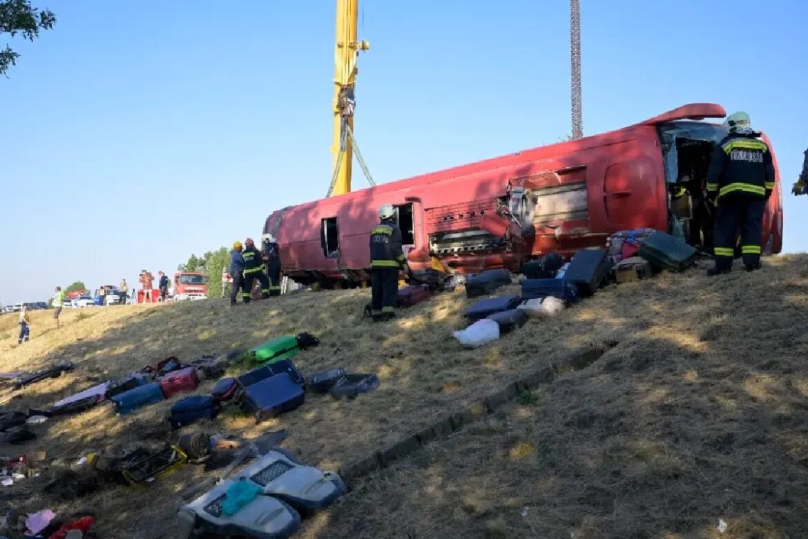 Uhapšen vozač autobusa: Zaspao tokom vožnje i usmrtio 12 ljudi