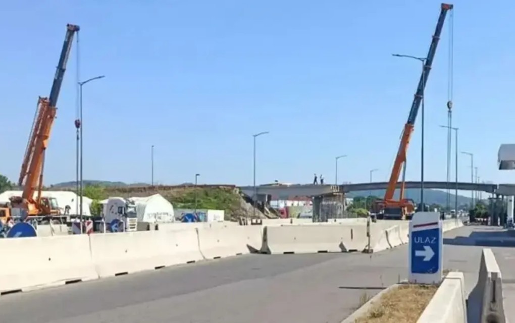 Postavljen novi nadvožnjak na brzoj cesti Banjaluka-Laktaši
