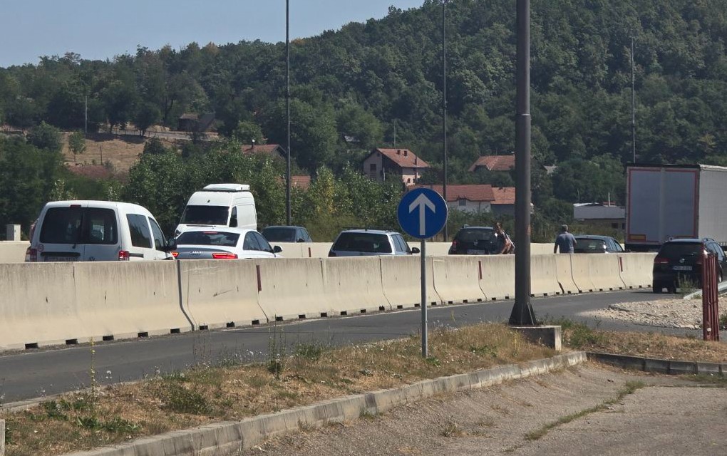 Novi udes na brzoj cesti Banja Luka – Klašnice! Saobraćaj usporen
