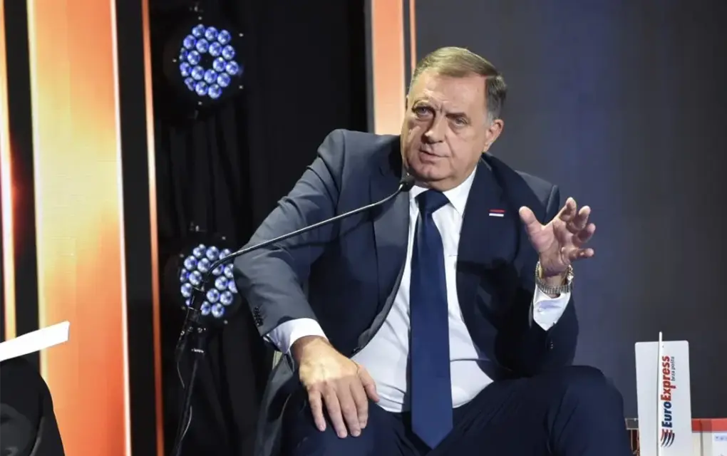Dodik: Mi iz Srpske moramo da budemo uz zvanično izabrane ljude u Srbiji