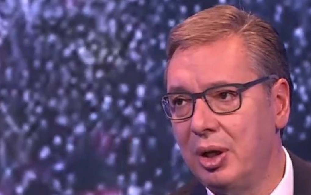 Mučki napad tajkunskih medija na Vučića usred izborne tišine! Tuku ga dok su mu vezane ruke