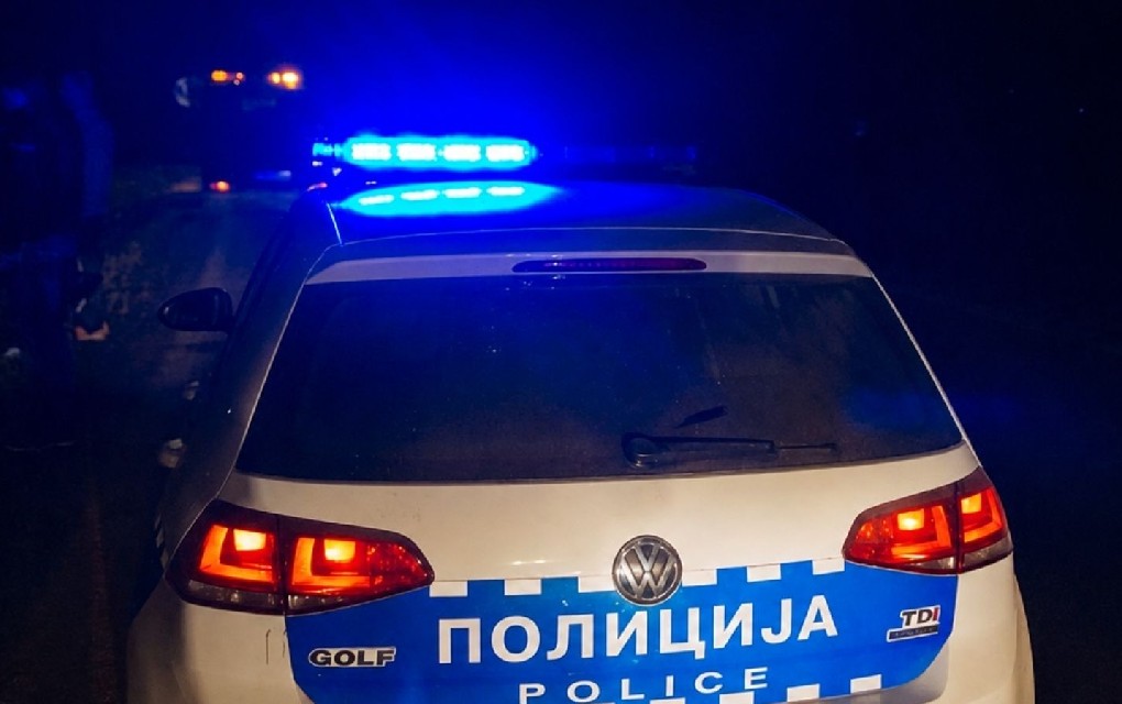 Teška nesreća na putu Klašnice – Derventa: Mladić izgubio život, jedna osoba povrijeđena